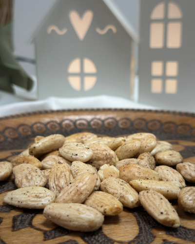 Pražené mandle slané 100g